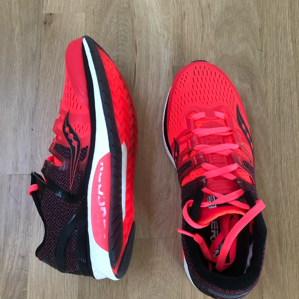 Saucony Liberty ISO ViZiRed